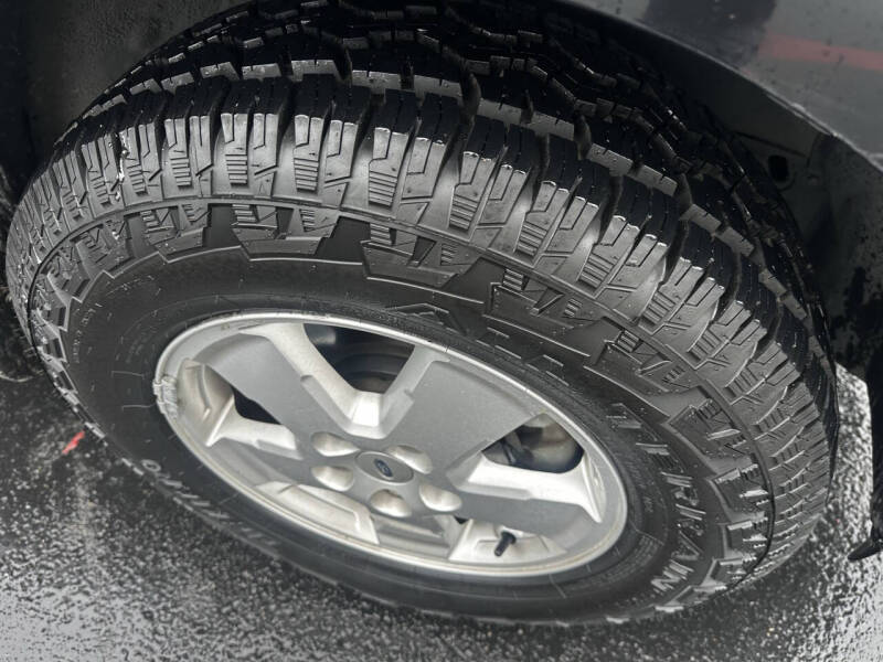 2011 Ford Escape XLS