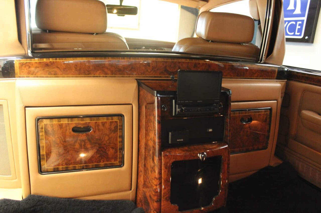 1993 Rolls-Royce Silver Spur II Touring Limousi 32