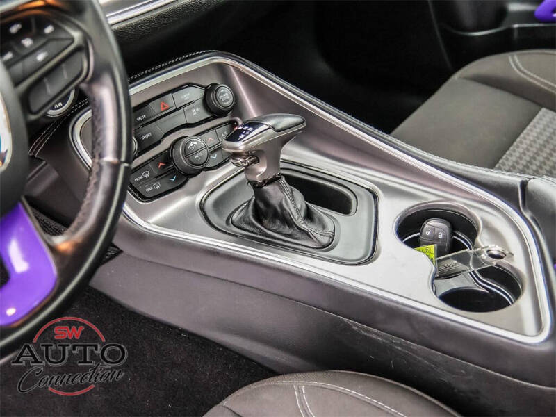 2020 Dodge Challenger SXT