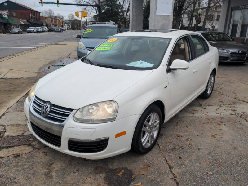 2007 Volkswagen Jetta for sale at ROBINSON AUTO BROKERS in Dallas NC