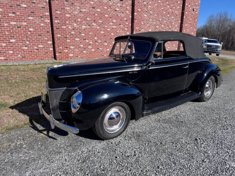 1940 Ford Deluxe