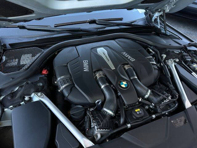 2018 BMW 7 Series 750i