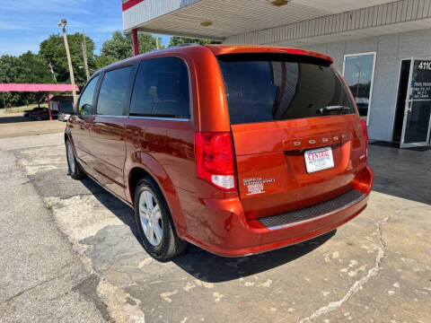 2012 Dodge Grand Caravan Crew