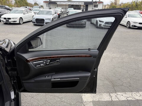 2012 Mercedes-Benz S-Class S 550 4MATIC