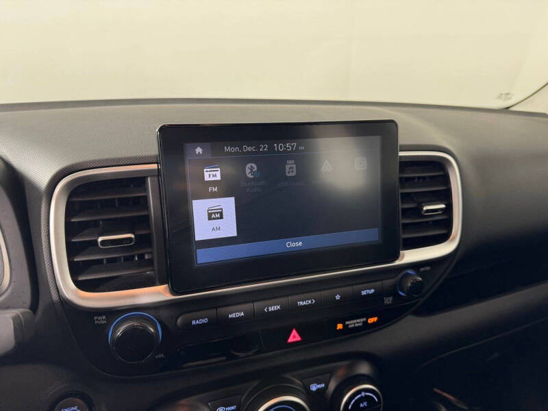 2024 Hyundai Venue SEL