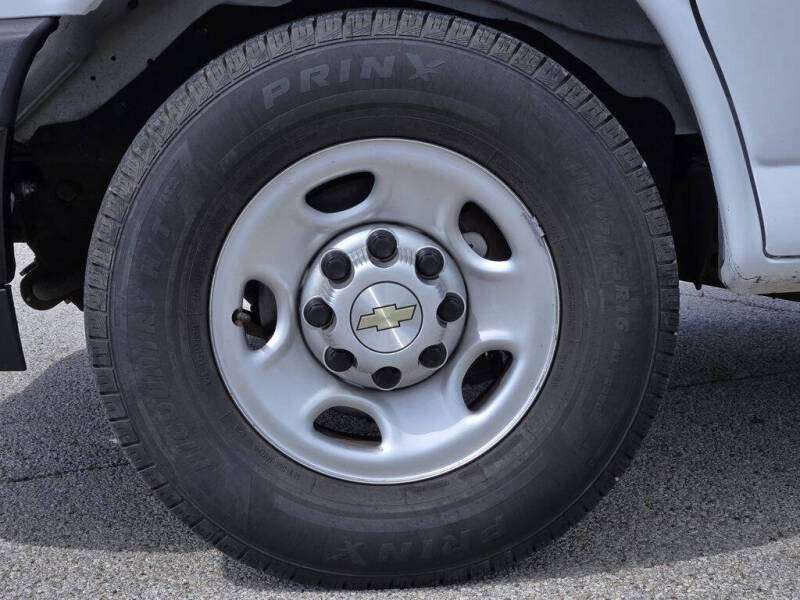 2021 Chevrolet Express 2500