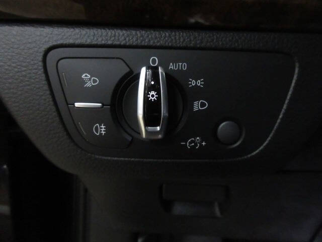 2018 Audi Q5 2.0T quattro Premium Plus