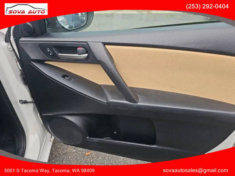 2013 Mazda MAZDA3 i Touring