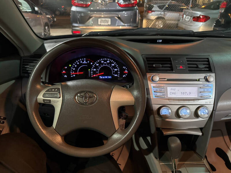 2011 Toyota Camry LE