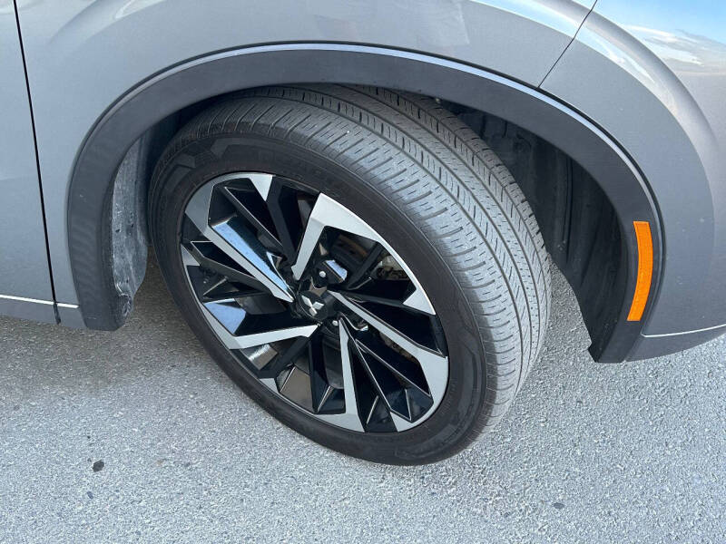 2023 Mitsubishi Outlander PHEV SEL