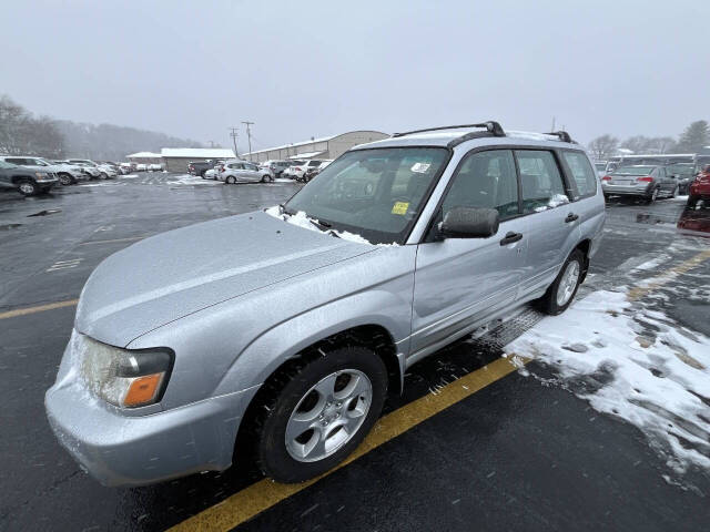 2003 Subaru Forester XS photo 2