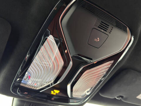 2022 BMW M8 Competition