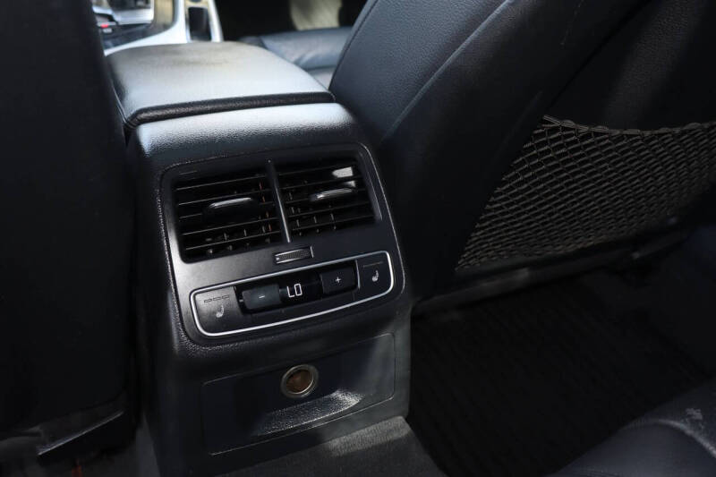 2017 Audi A4 2.0T quattro Premium Plus