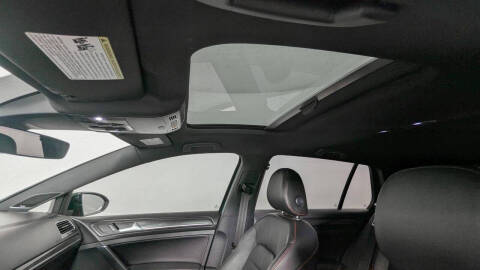 2018 Volkswagen Golf GTI SE