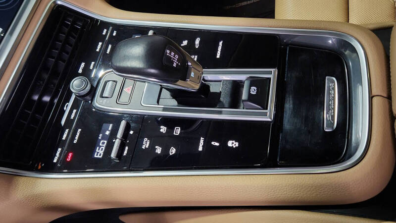 2018 Porsche Panamera 4S