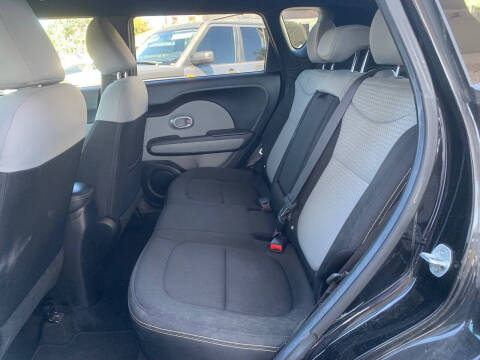 2014 Kia Soul +