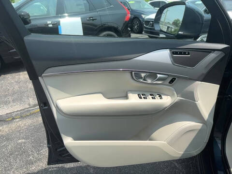 2024 Volvo XC90 B5 Core Bright Theme