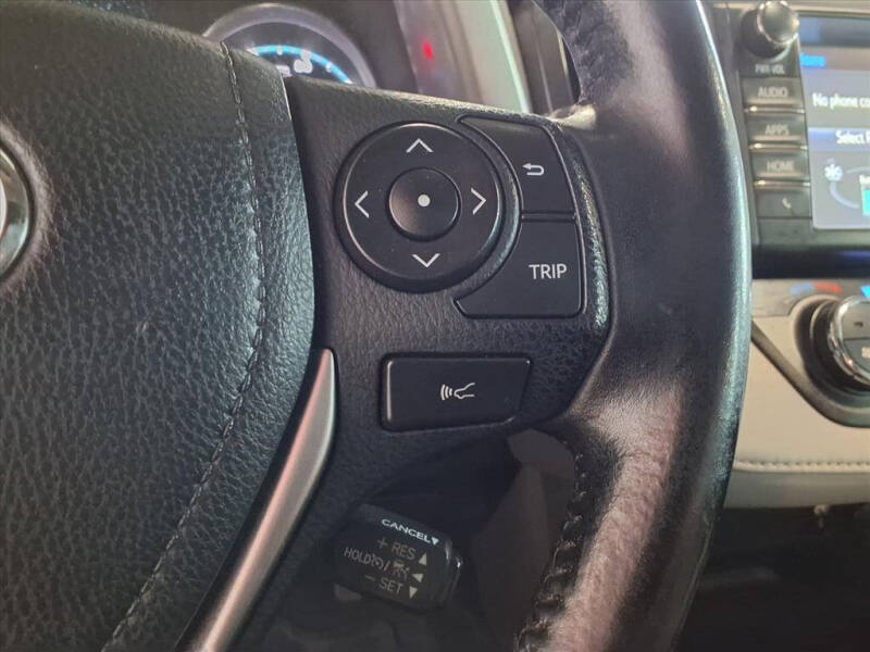 2017 Toyota RAV4 Hybrid XLE