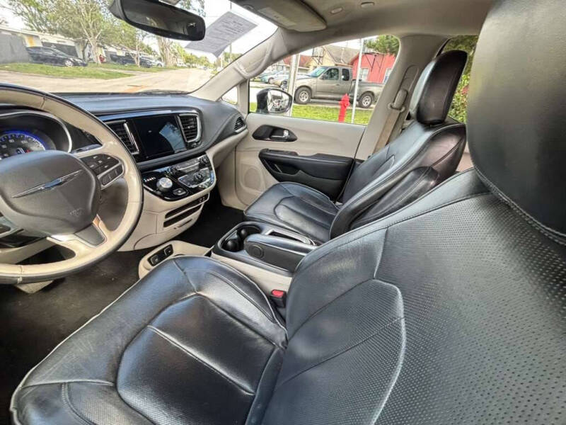 2020 Chrysler Pacifica Limited