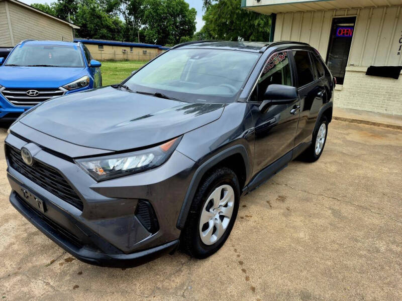 2019 Toyota RAV4 LE
