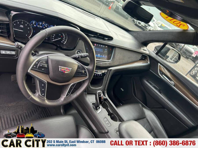 2017 Cadillac XT5 Platinum