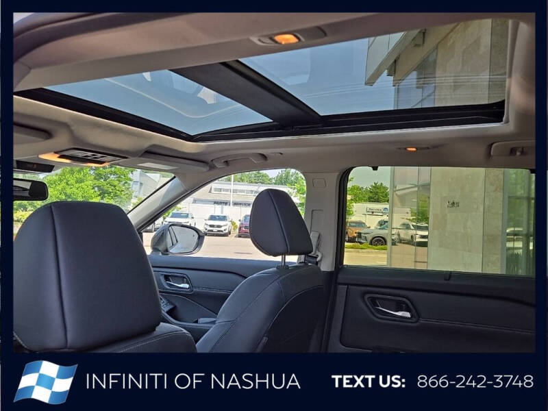 2024 Nissan Rogue SL