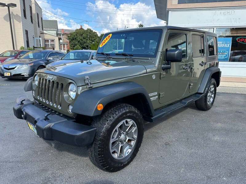 2015 Jeep Wrangler Unlimited Sport photo 2