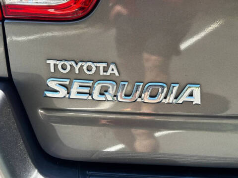 2007 Toyota Sequoia SR5