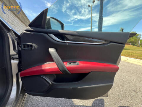 2015 Maserati Ghibli