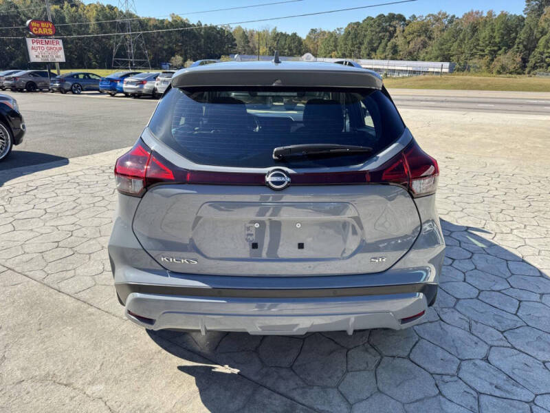 2023 Nissan Kicks SR