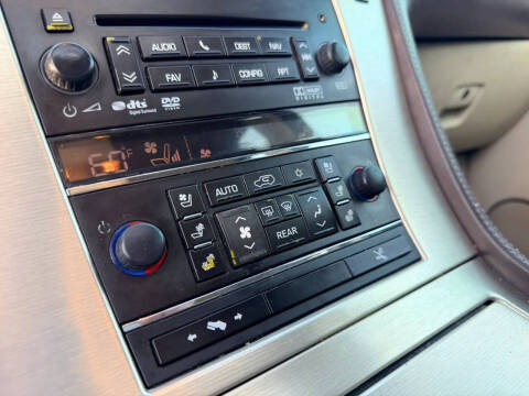 2013 Cadillac Escalade Platinum Edition