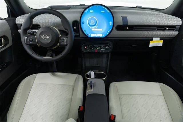 2025 MINI Hardtop 2 Door Cooper S Signature Trim