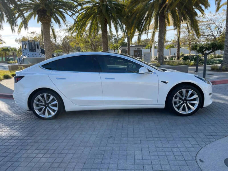2019 Tesla Model 3 Long Range