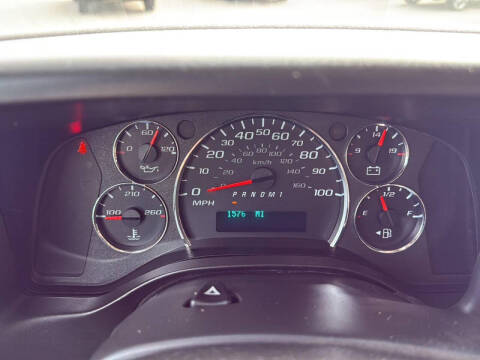 2023 Chevrolet Express 2500