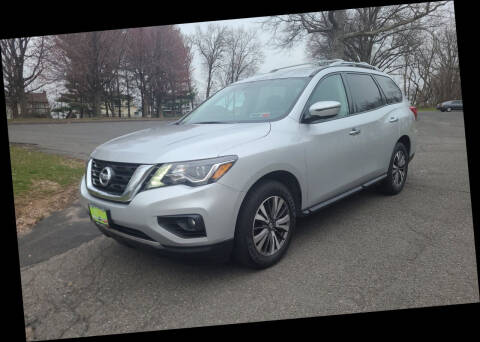 2017 Nissan Pathfinder SV
