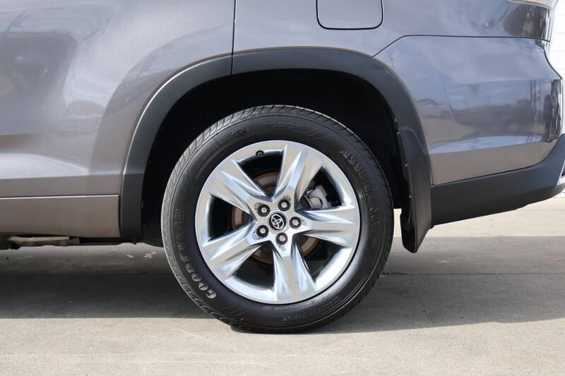 2017 Toyota Highlander