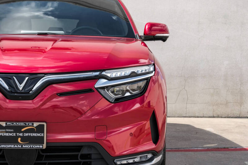 2024 VinFast VF8 Plus