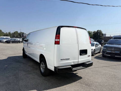 2023 GMC Savana 2500