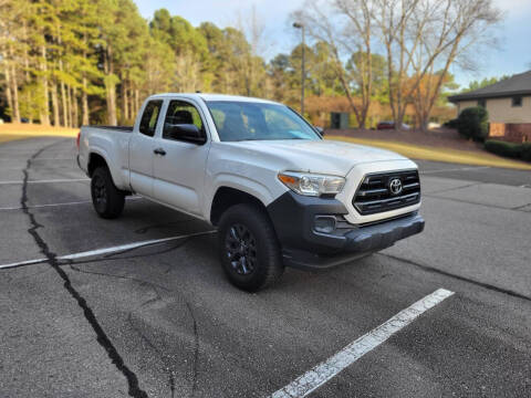 2017 Toyota Tacoma SR