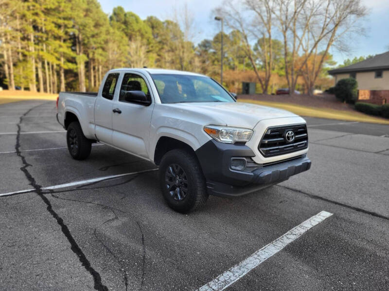 2017 Toyota Tacoma SR