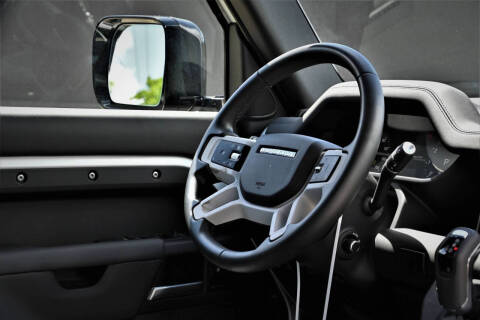 2025 Land Rover Defender 110 P300 S