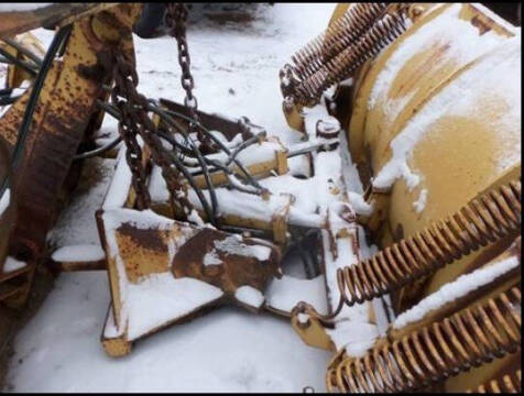 Caterpillar Snowplow