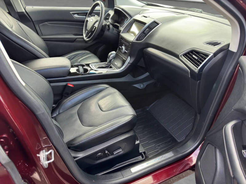 2018 Ford Edge Titanium