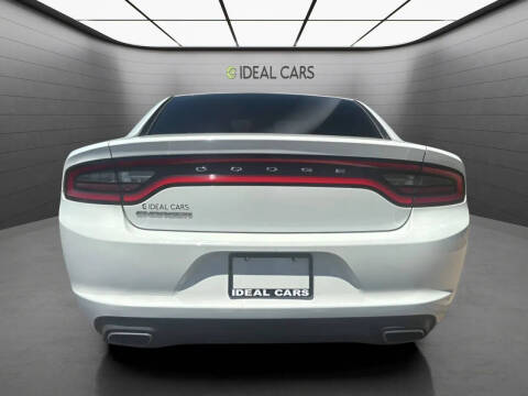 2015 Dodge Charger SE