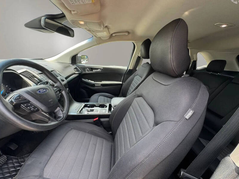 2019 Ford Edge SE