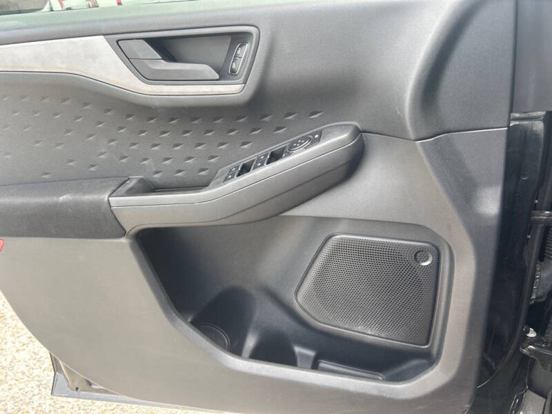 2020 Ford Escape S - Photo 12