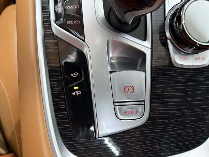 2021 BMW 7 Series 750i xDrive