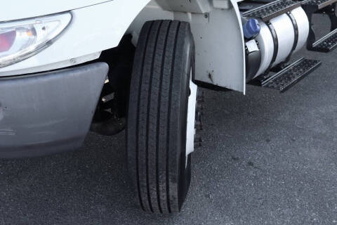 2018 International DuraStar 4300