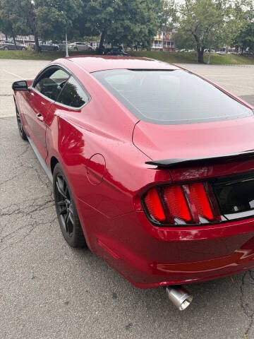 2017 Ford Mustang EcoBoost