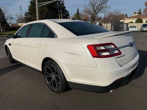 2013 Ford Taurus SHO